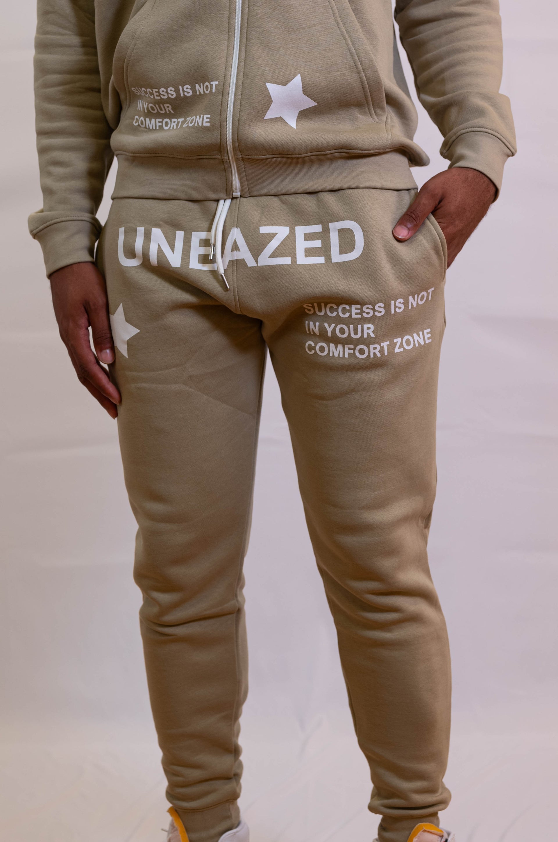 Beige breaking the Cycle Sweat Pants